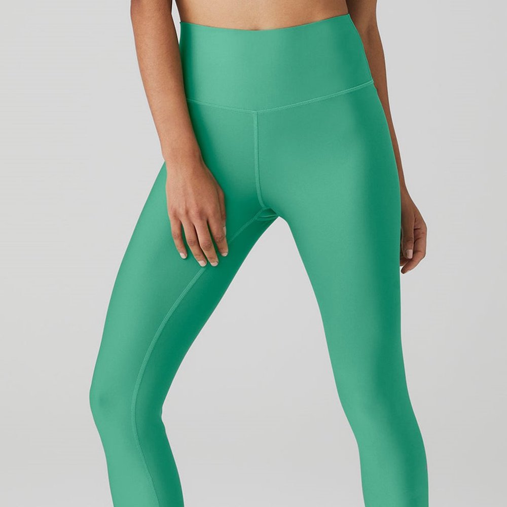 ALO YOGA 7/8 High-Waist Airlift Legging - Lettuce (WORN ONCE)